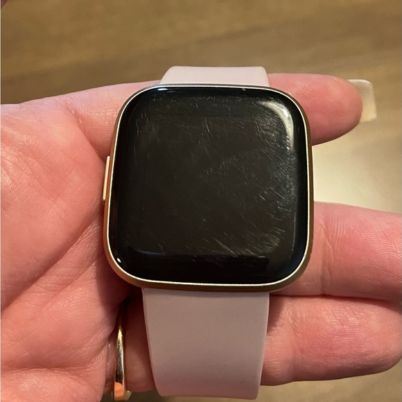 Fitbit Versa 2 Light Pink band with Rose Gold Square Display - Picture 4 of 4